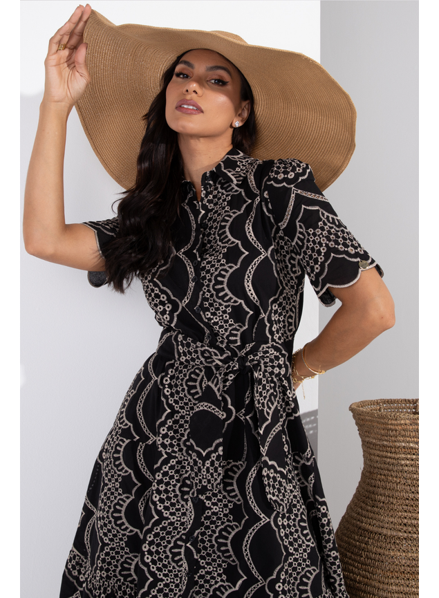 vestido de laise preto