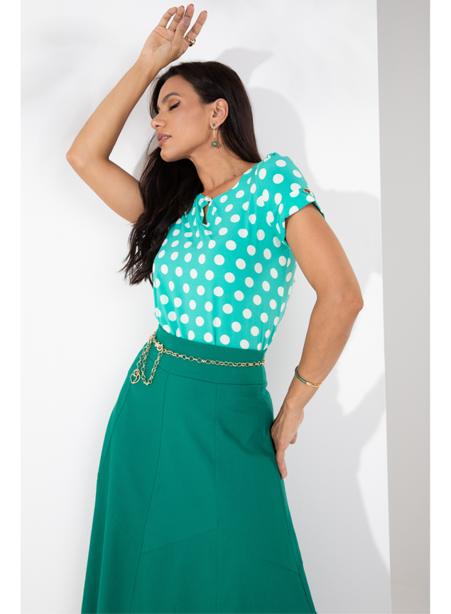blusa verde de poas