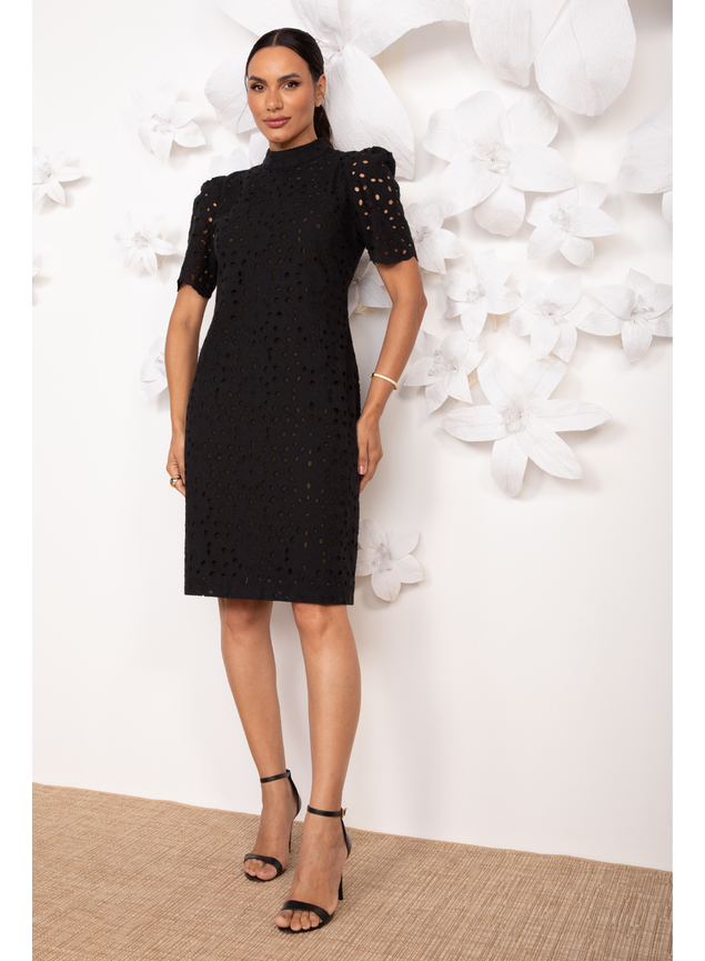 vestido de laise preto
