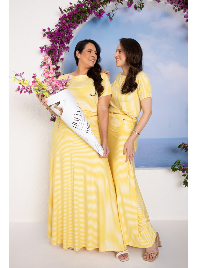 conjunto amarelo listrado